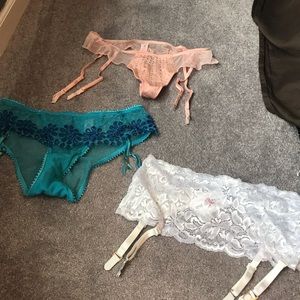 Garter set